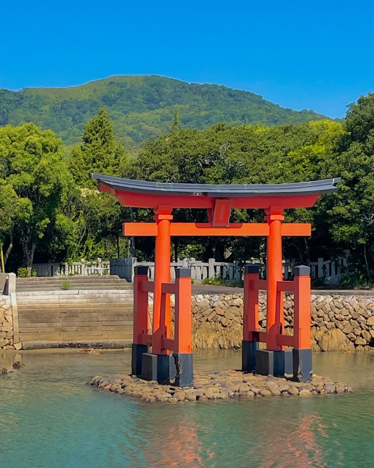 白鳥八幡宮（山口県周防大島町）