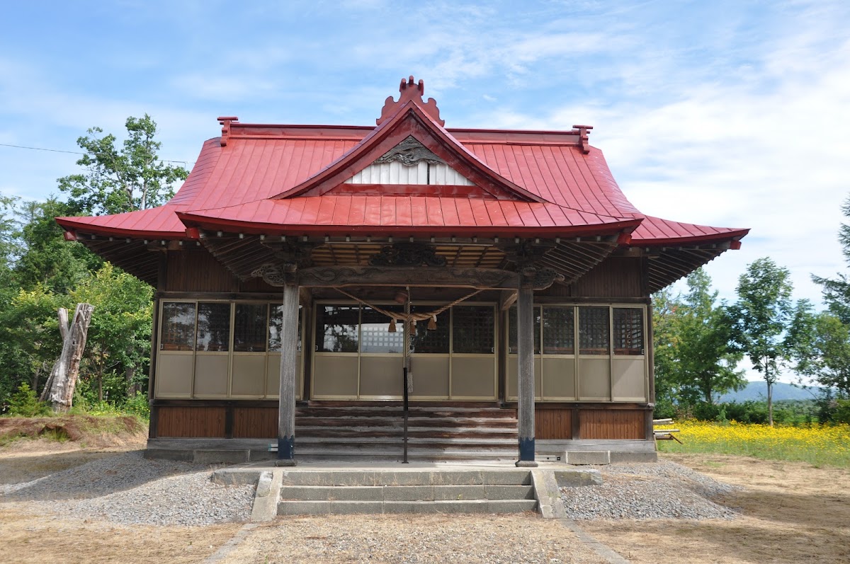 共成神社