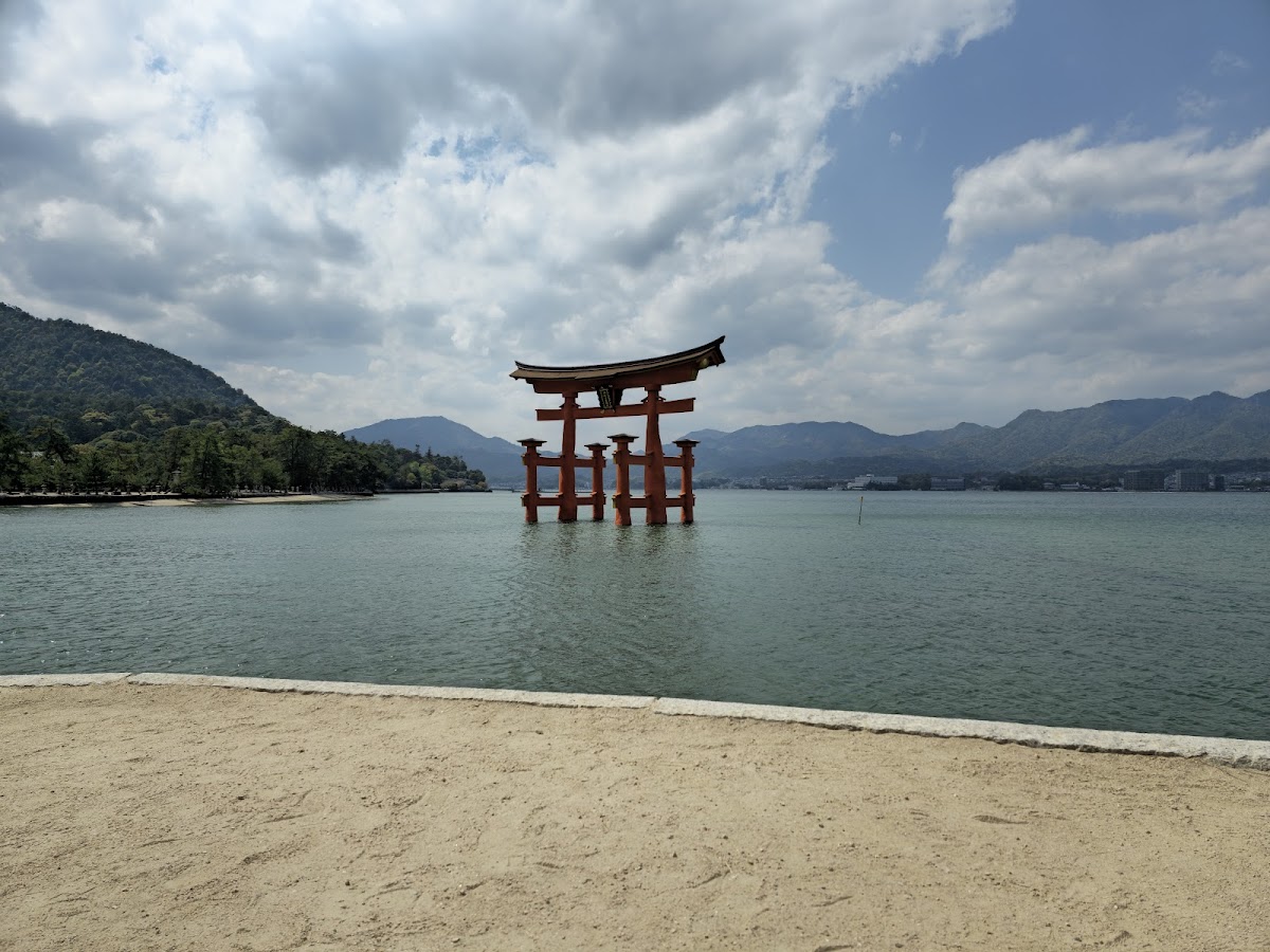 嚴島神社