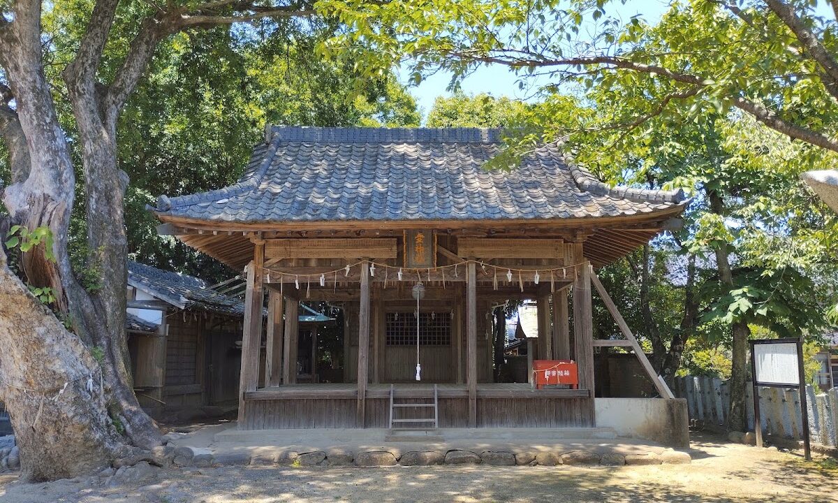 Tsubo Shrine (Yoshitomi Town, Fukuoka Prefecture)