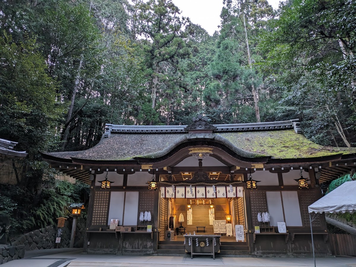 狭井神社