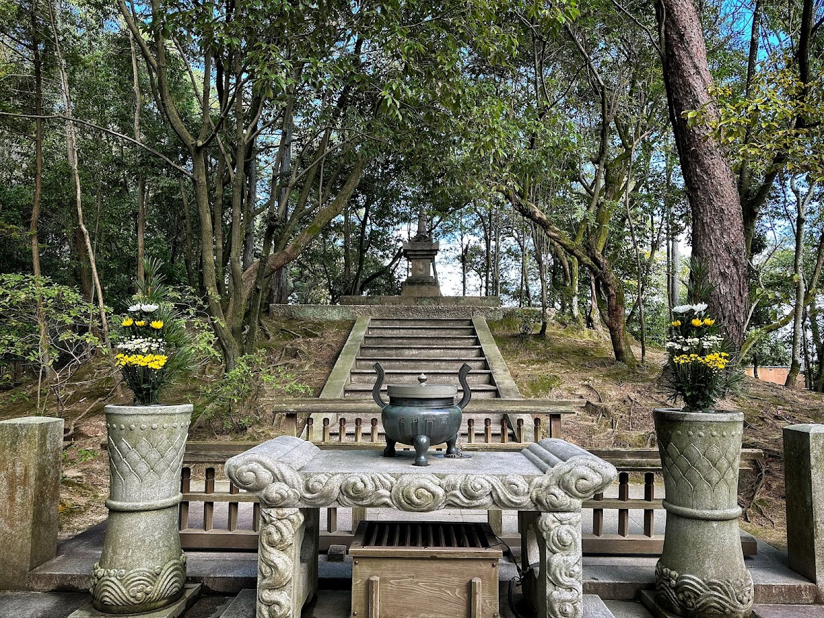 唐招提寺 開山御廟