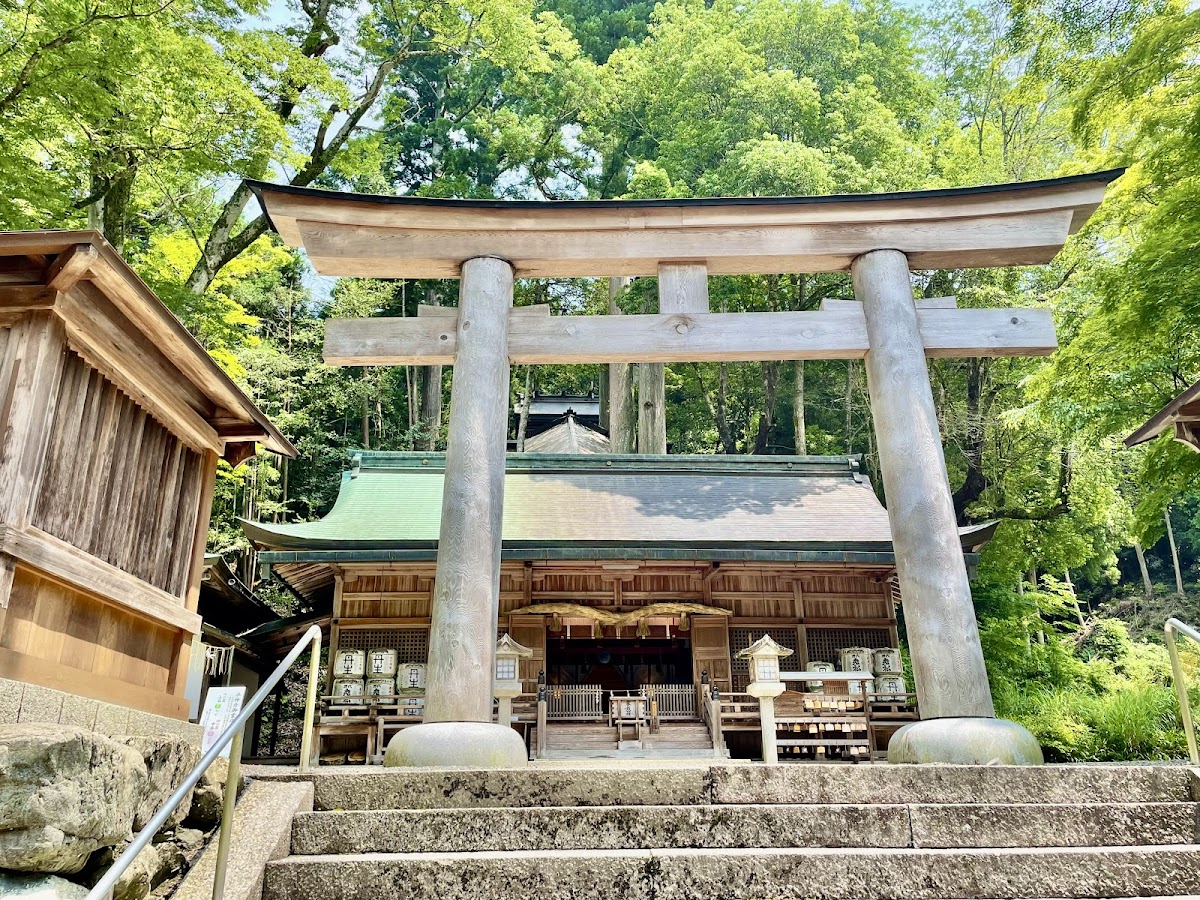丹生川上神社