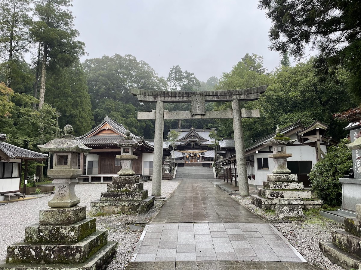 西寒多神社