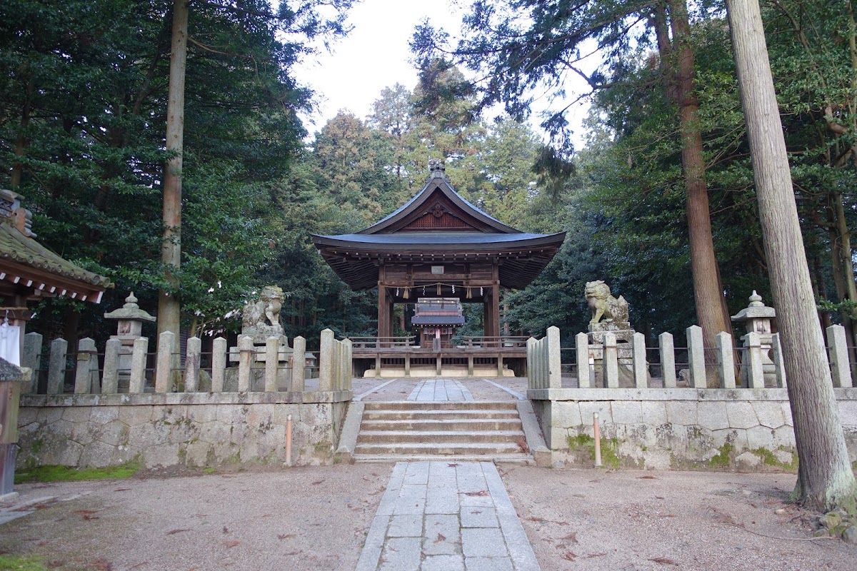 八所神社