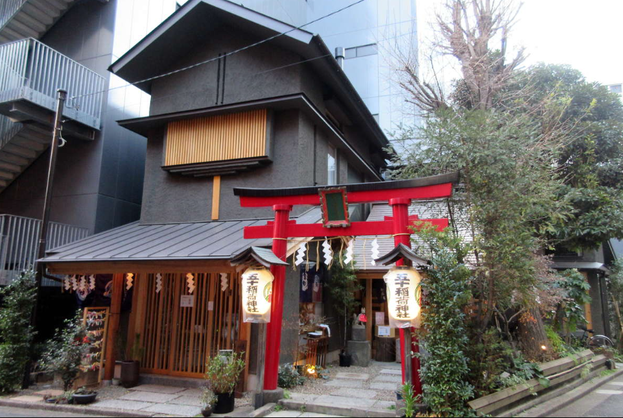 稲荷神社（東京都千代田区神田小川町）