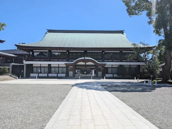 Complete Guide to Samukawa Shrine