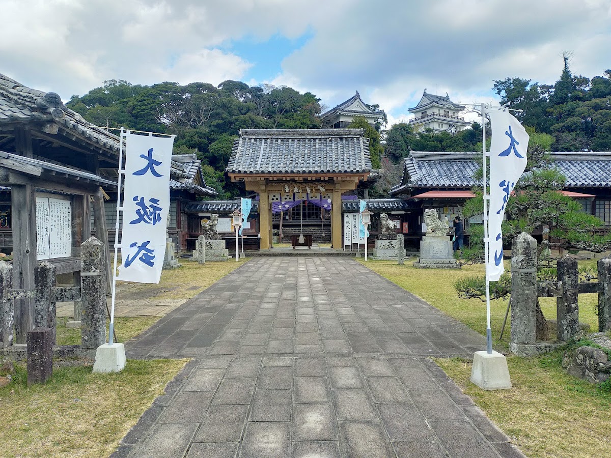 亀岡神社（長崎県平戸市）