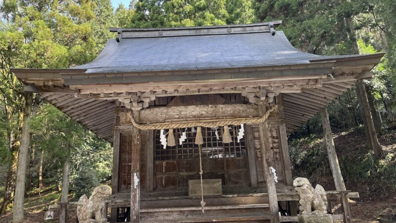北村神社（鳥取県鳥取市河原町北村）の歴史と御祭神