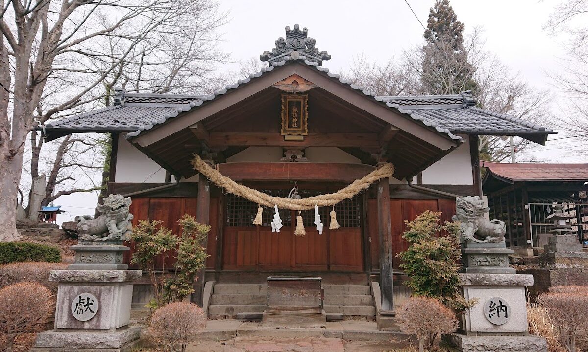 諏訪社（長野県佐久市原宮巻）