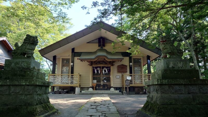 長倉神社（長野県・北佐久郡軽井沢町）