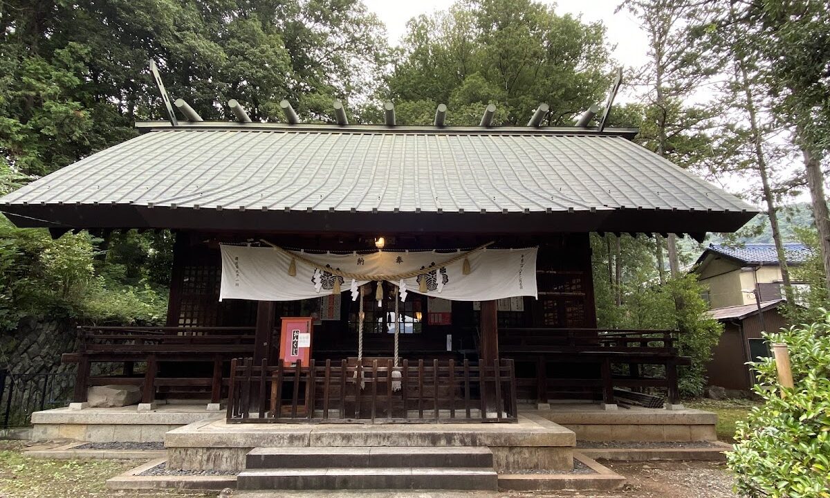 佐久里神社（山梨县）