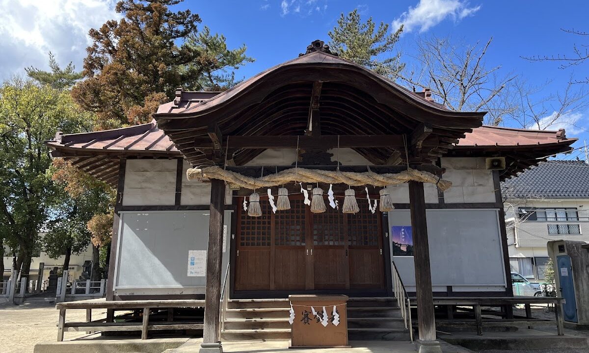 三社诹访神社（山梨县甲府市）