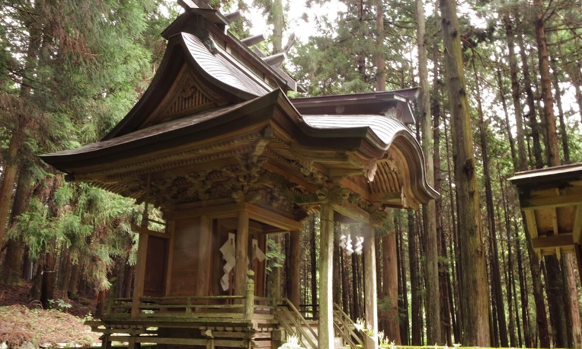 金樱神社（山梨县山梨市牧冈町相马口）