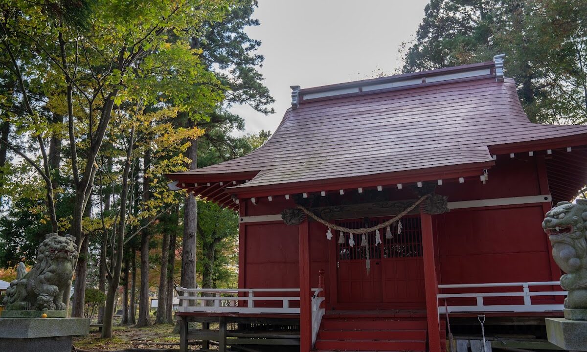 稻荷神社（秋田县鹿角市十和田锦木町井田）