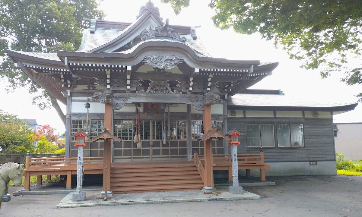 八幡宮（青森県平内町清水川字大川添）
