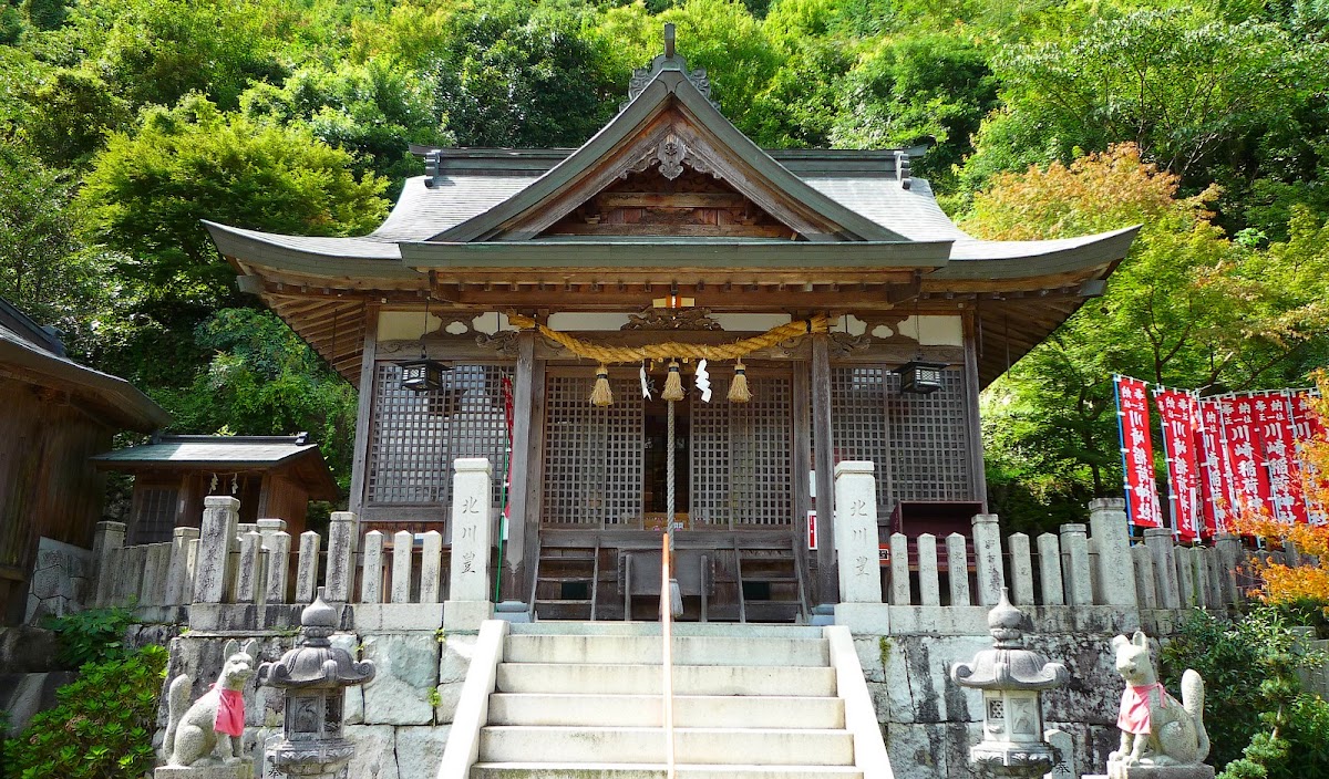 稲荷神社(兵庫県宍粟市一宮町閏賀279)