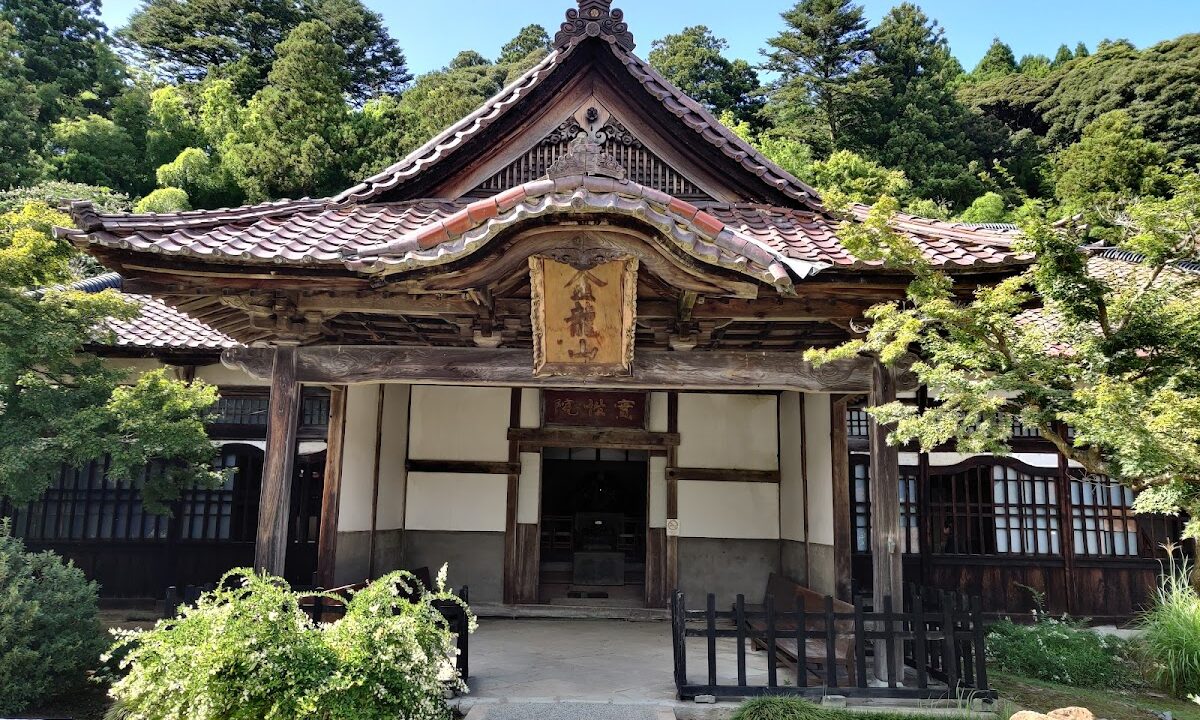 Jisshoin Temple (Ishikawa Prefecture)