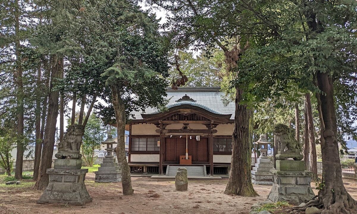 国立神社（山梨县笛吹市）