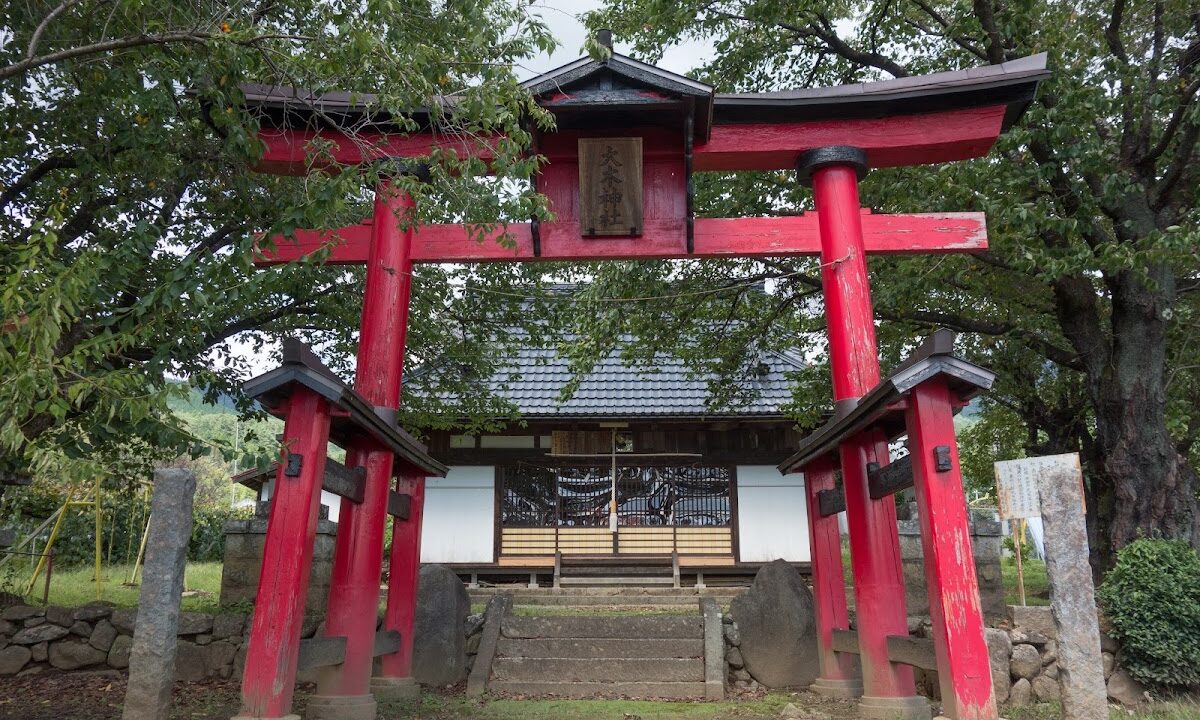 大木神社（山梨县山梨市）