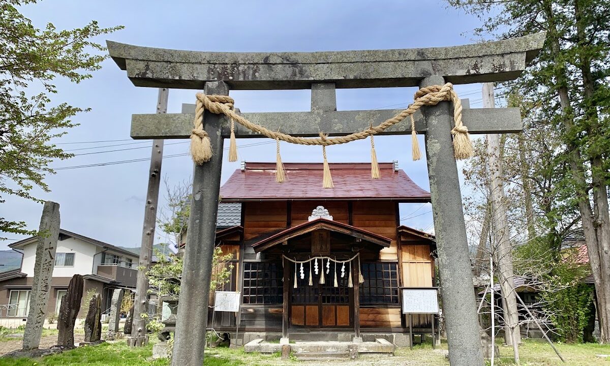温塔大御神宫寺（长野县诹访市）