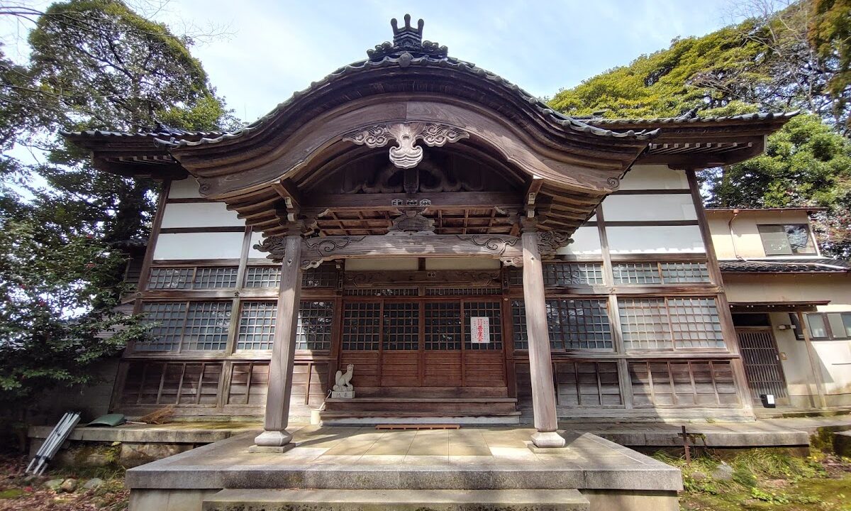龙谷寺（石川县金泽市）