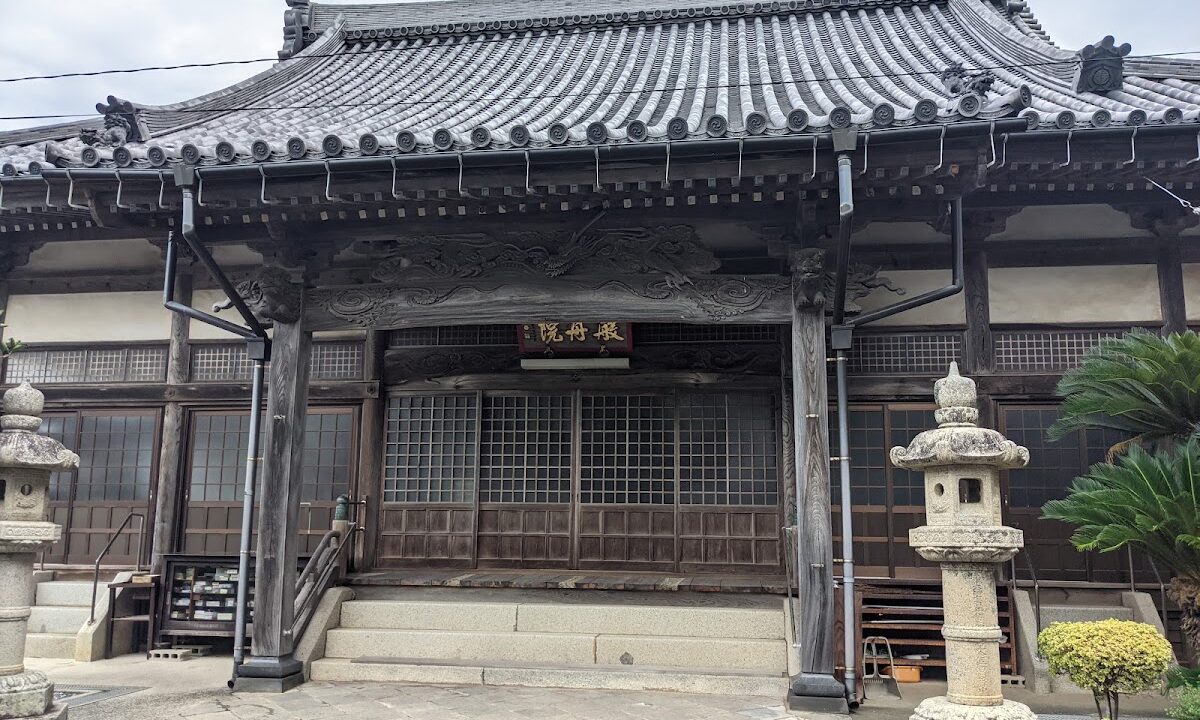 Koganji Temple (Nagato City, Yamaguchi Prefecture)