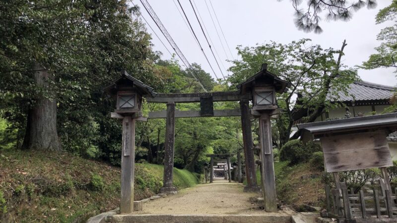 比々岐神社（三重県伊賀市）