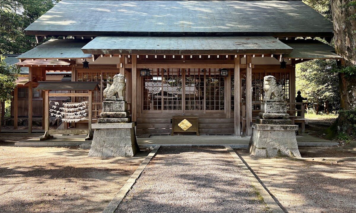 Kobe Shrine (Tsu City, Mie Prefecture)
