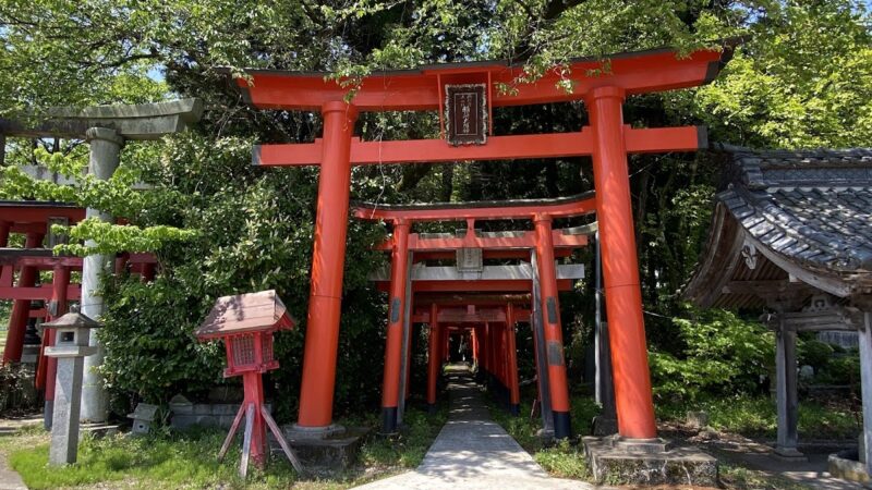 乙吉稲荷神社（新潟県）