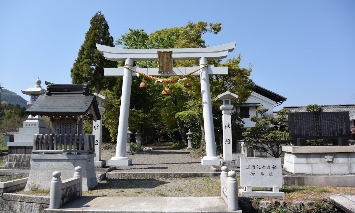 Hakunu Shrine (Nagahama City, Shiga Prefecture)