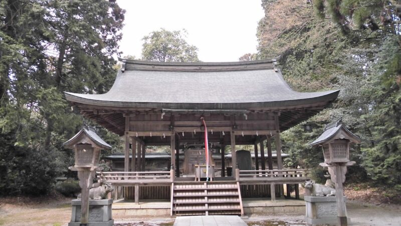 岡高神社（滋賀県長浜市）