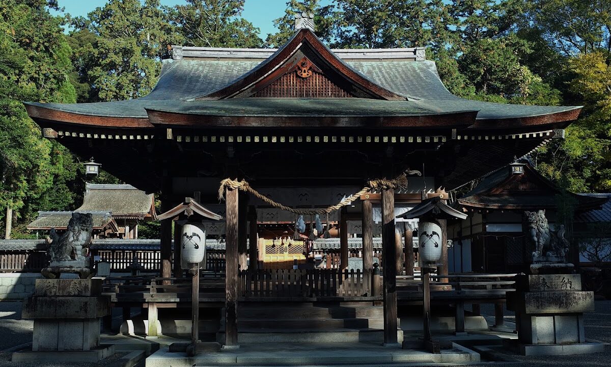 Okuishi Shrine (Shiga Prefecture)