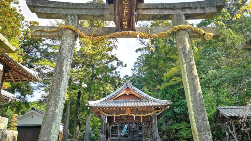 與能神社(京都府亀岡市)