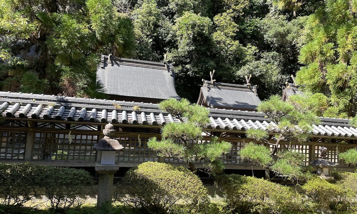 实久留三玉神社（大阪府富田林市）