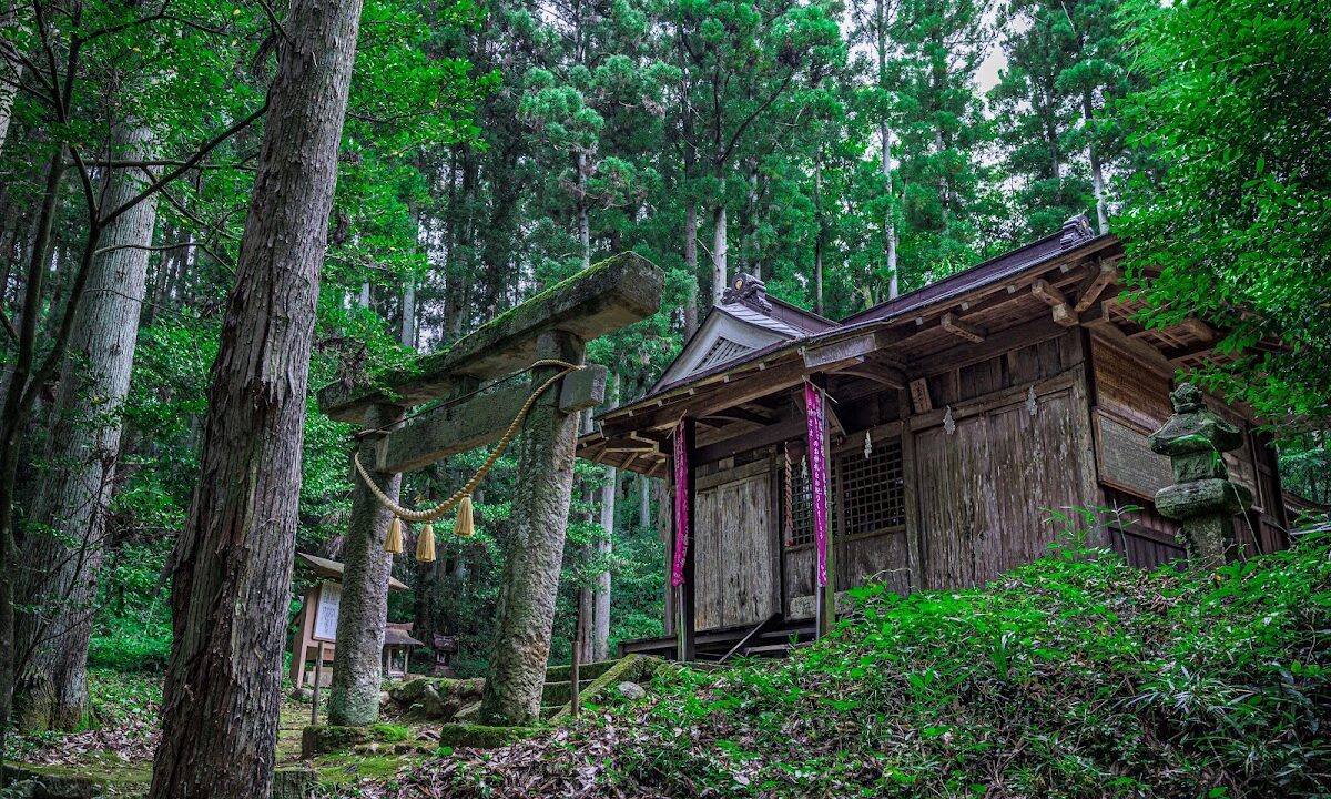 Tomoe Shrine (Hitachi City, Ibaraki Prefecture)