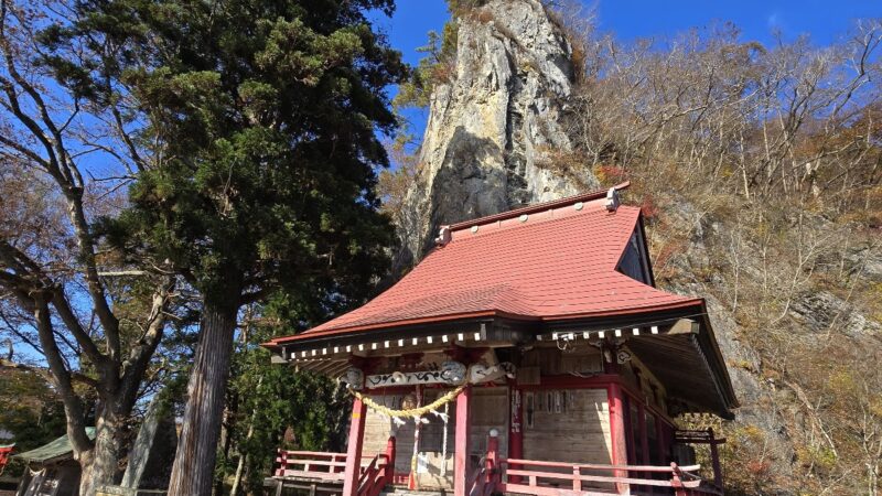 厳竜神社（岩手県遠野市）