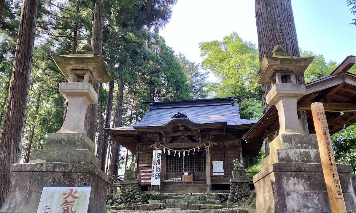 子生神社(東京都あきる野市)