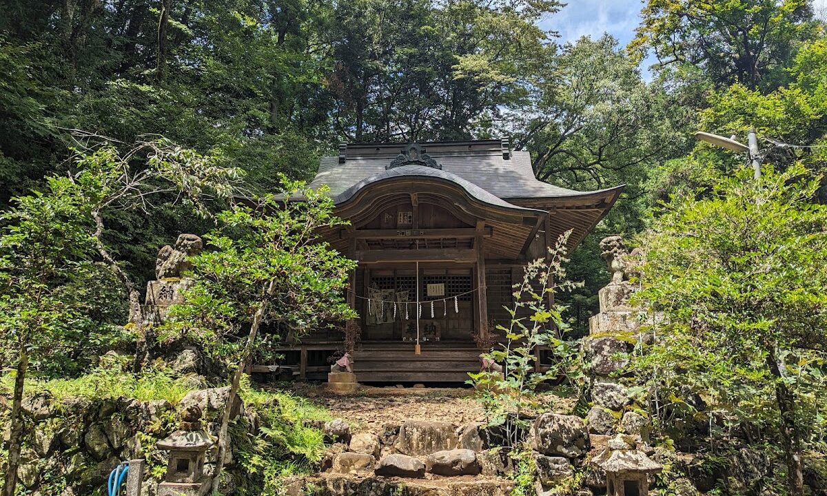 龙藏神社与住吉神社合一神社（东京）