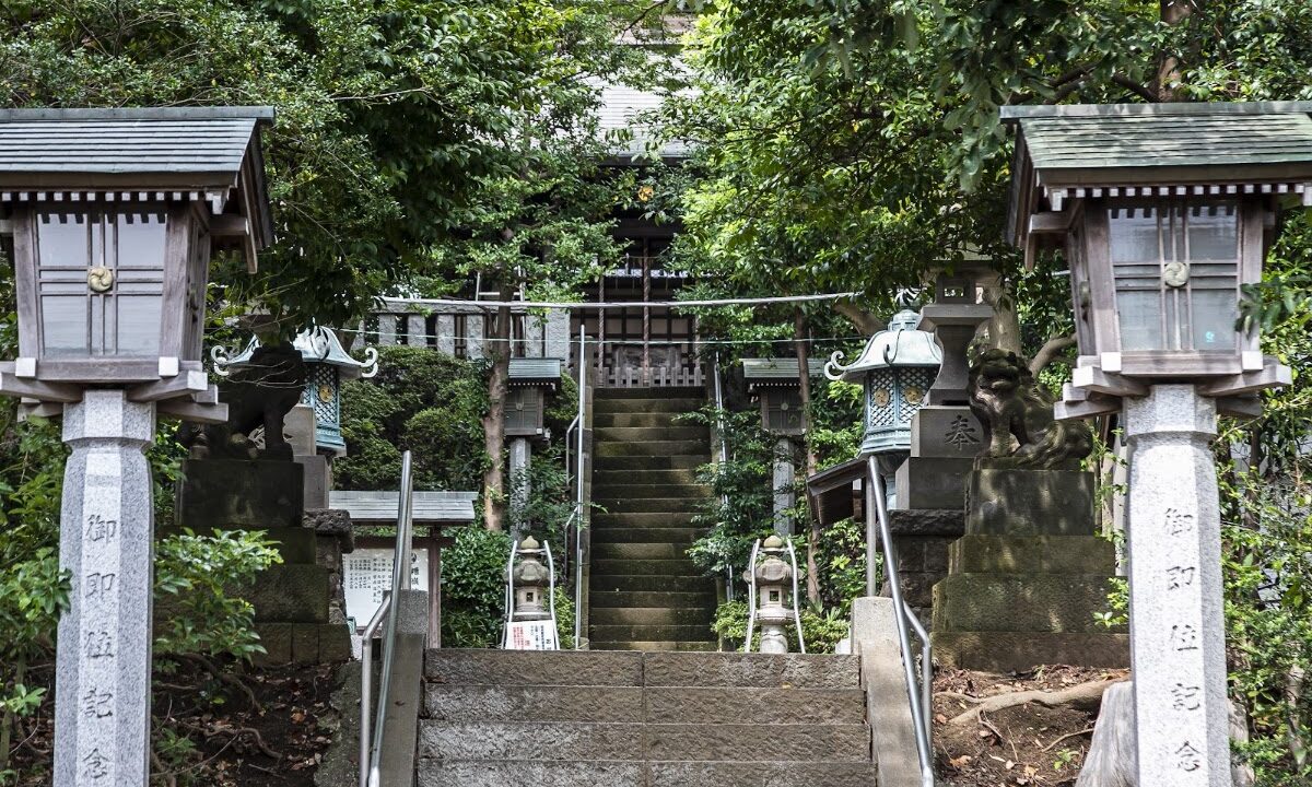 Kasumine Shrine (Chofu City, Tokyo)