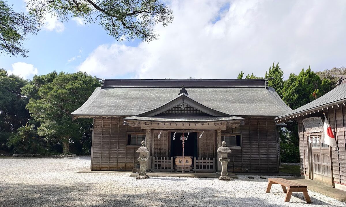 优派法名神社（东京都八丈岛）