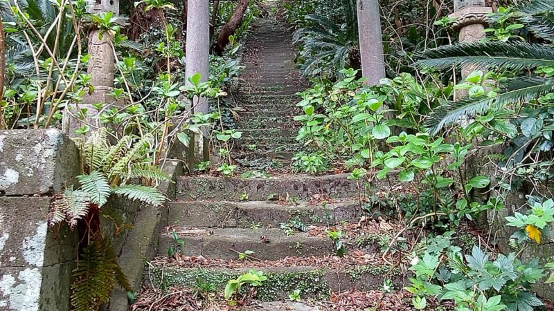大三王子神社（東京都新島村）