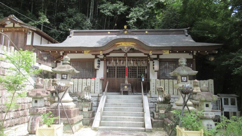 金山媛神社（大阪府柏原市）