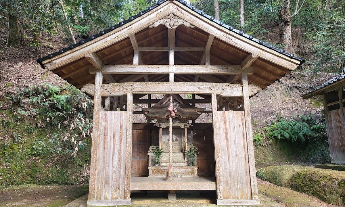 Kogorose Shrine (Kyotango City, Kyoto Prefecture)