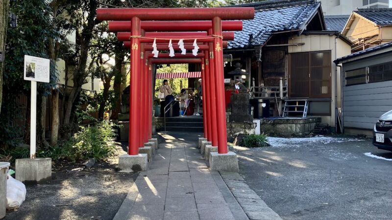 元宿堰稲荷神社